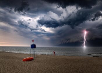 meteo:-ancora-maltempo,-l’italia-sotto-la-presa-di-un-ciclone