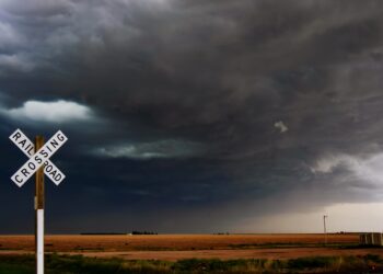 meteo:-giovedi-con-molti-temporali,-attenzione-a-queste-zone